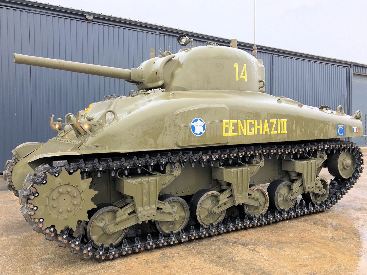 Купить танк гибрид. Танк м4 Шерман. Американский танк м1а4 "Шерман". Sherman m4a2 75mm. Танк m4a4 Шерман.