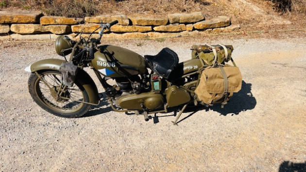 ROYAL ENFIELD 350 CC DE 1944